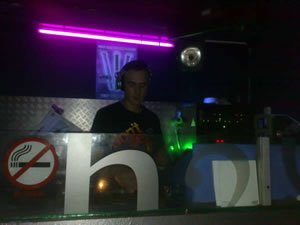 DJ Kit Leonard - Playing at H2O Club in Gravesend, Kent
